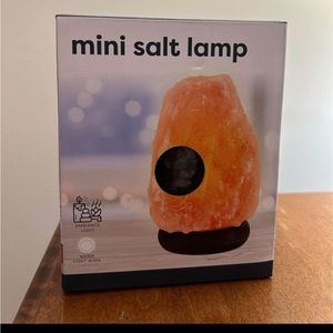 mini rock salt lamp